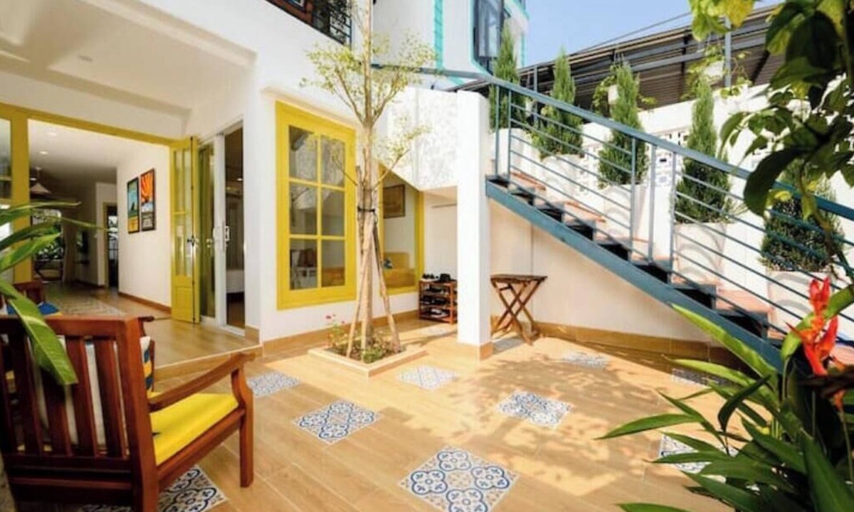 Cam An House | Mustard house