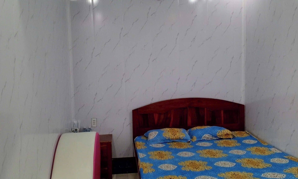 Tran De Hotel | Nha nghi Nguyen Bao - Tran De Con Dao