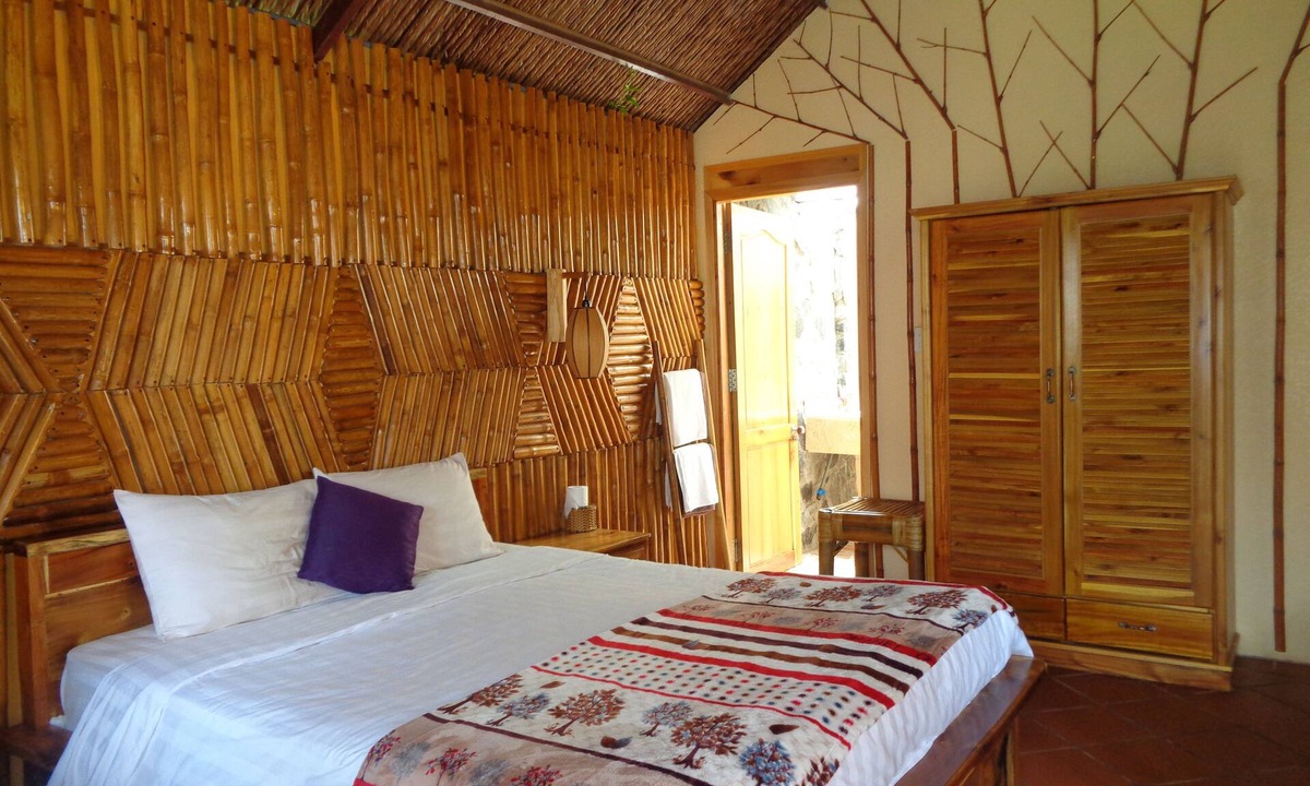 Ong Lang Hotel | Ninila Fruit Farm Bungalow