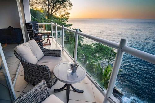 Boca de Tomatlan Villa | Oceanfront 4BR 20 PAX