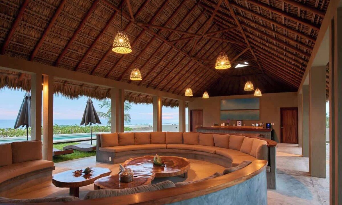 Santa Maria Colotepec House | Oceanfront House w/Private Pool & Beach Access