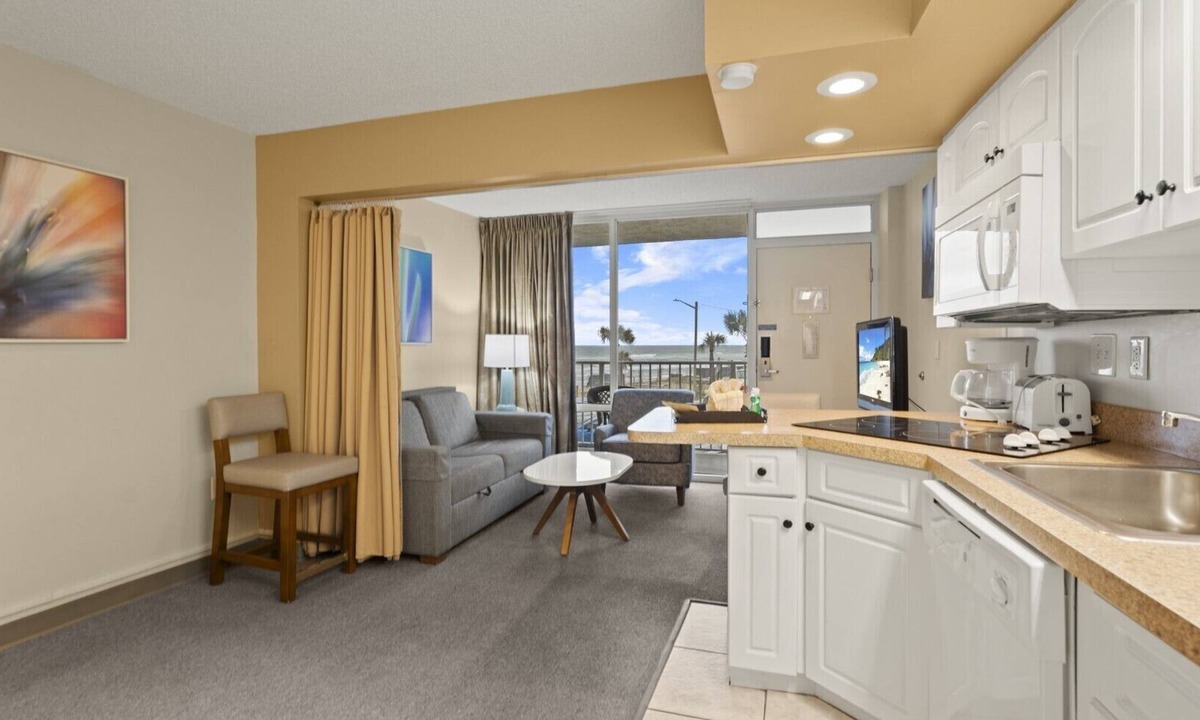 Ormond Beach Apartment | Outrigger Beach Club Resort by Coolvacay