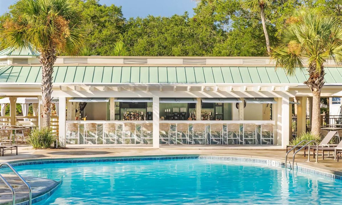 Shipyard Plantation Hotel | Perfect Retreat! 3 Rooms w/Balcony! Pool, Pet-Friendly, Near the Beach!