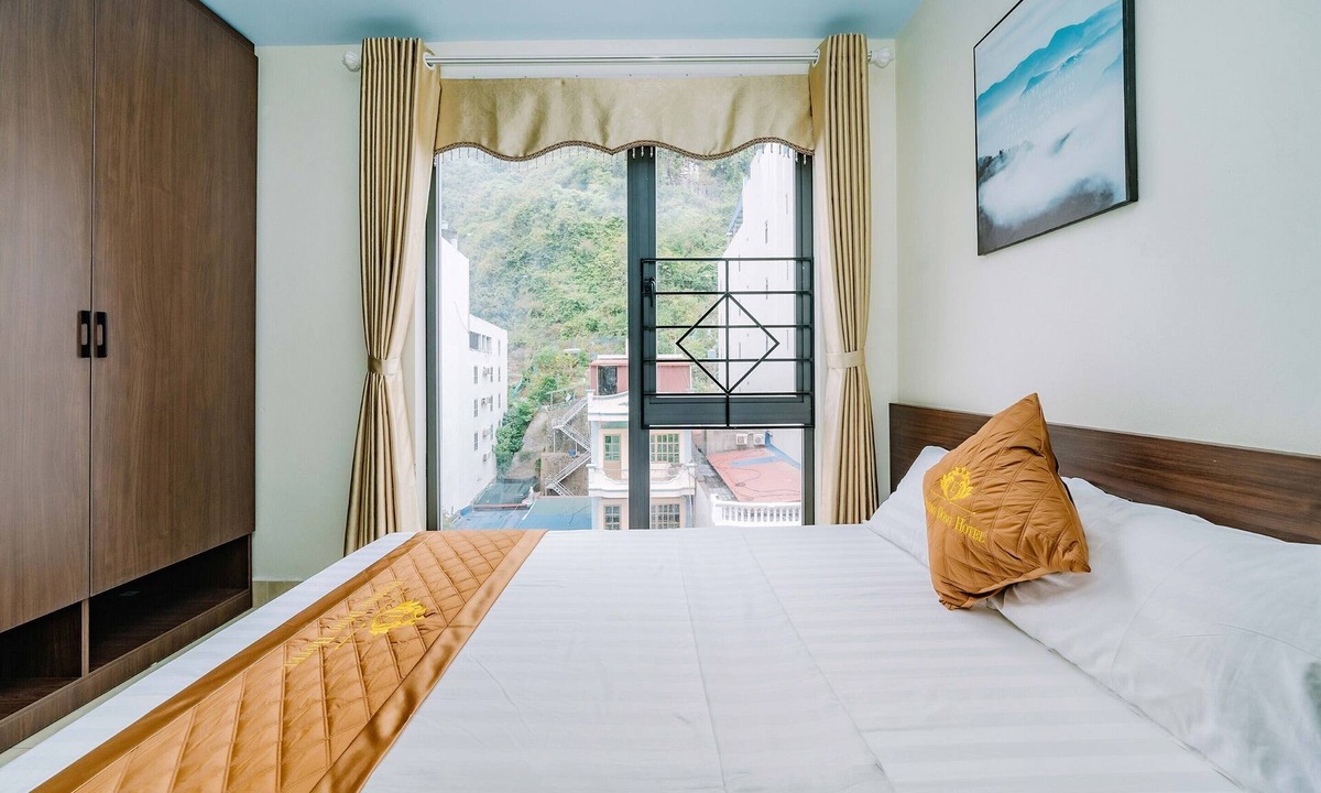 Cat Hai Hotel | Phuong Dong Hotel