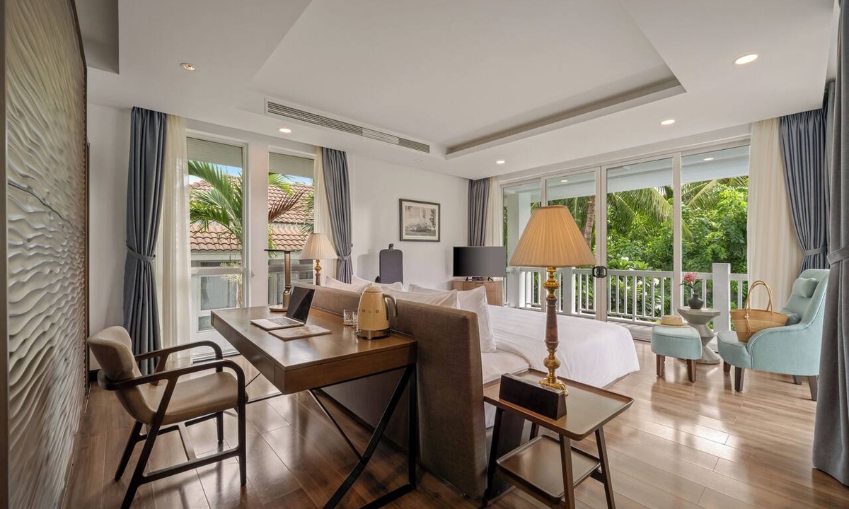 Son Tra Resort | President Garden Ocean 5BR Villa 840 sqm at Premier Village Da Nang