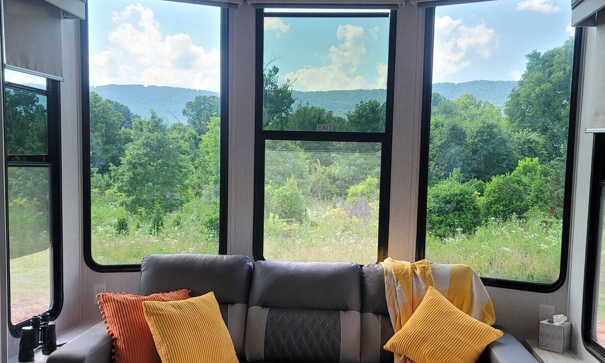 La Follette House | Private setting great views full kitchen bath Elk Hunting/Fishing ATV/UTV Trail