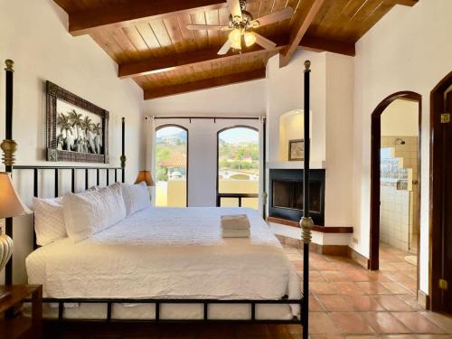 Playas de Rosarito Apartment | Puerto Nuevo Surf Villa Tranquilidad 2BR with pool