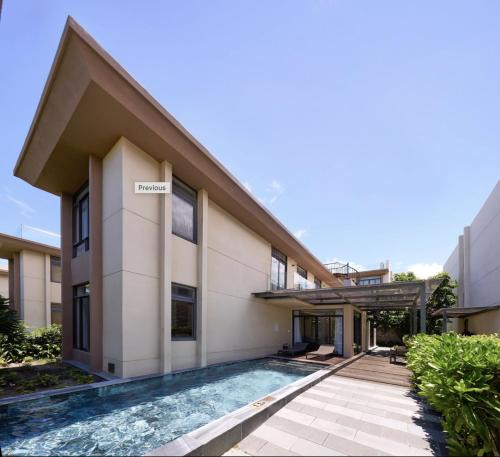 Cam Lam Villa | Quang Minh Villa Modern 3BR Pool Villa near Cam Ranh Beach