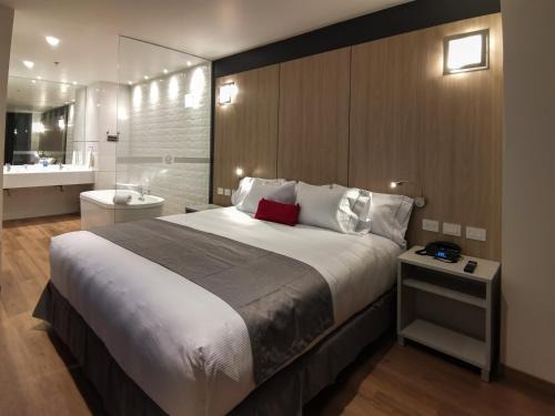 Apodaca Hotel | Ramada Encore by Wyndham Monterrey Apodaca Zona Aeropuerto