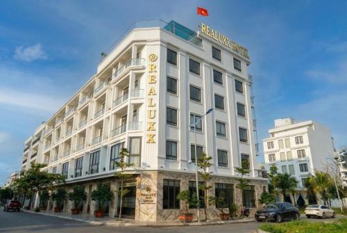 Sam Son Hotel | Realux Hotel FLC Sam Son