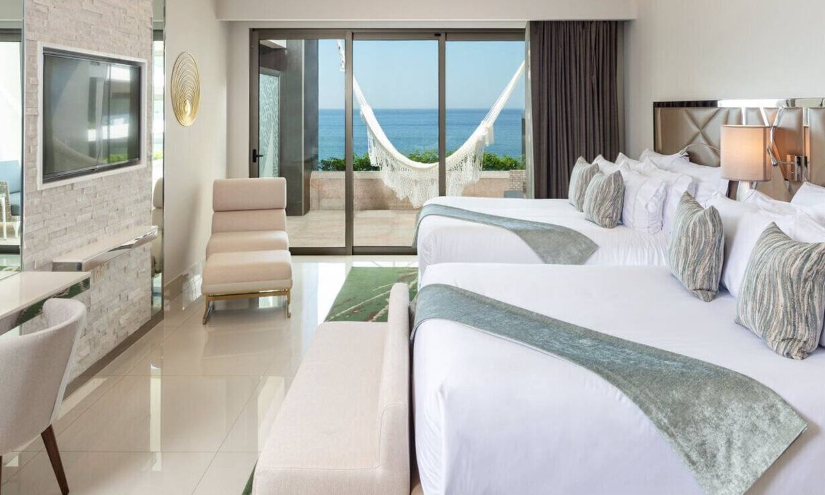 Palmilla Resort | Resort Junior Suite 2 queen beds ocean view beach AC in perfect Cabo San Lucas