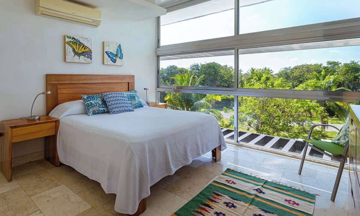 Merida Municipality Condo | Rooftop Pool Condo in Mérida Near Plazas