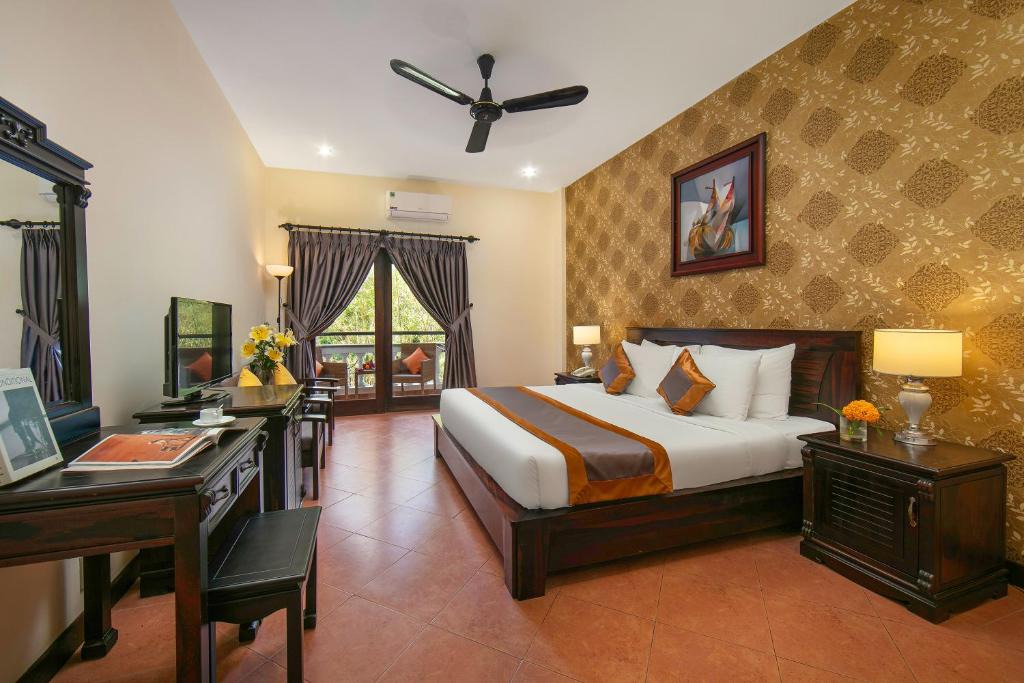 East Ham Tien Beach Resort | Sea Lion Beach Resort Mui Ne