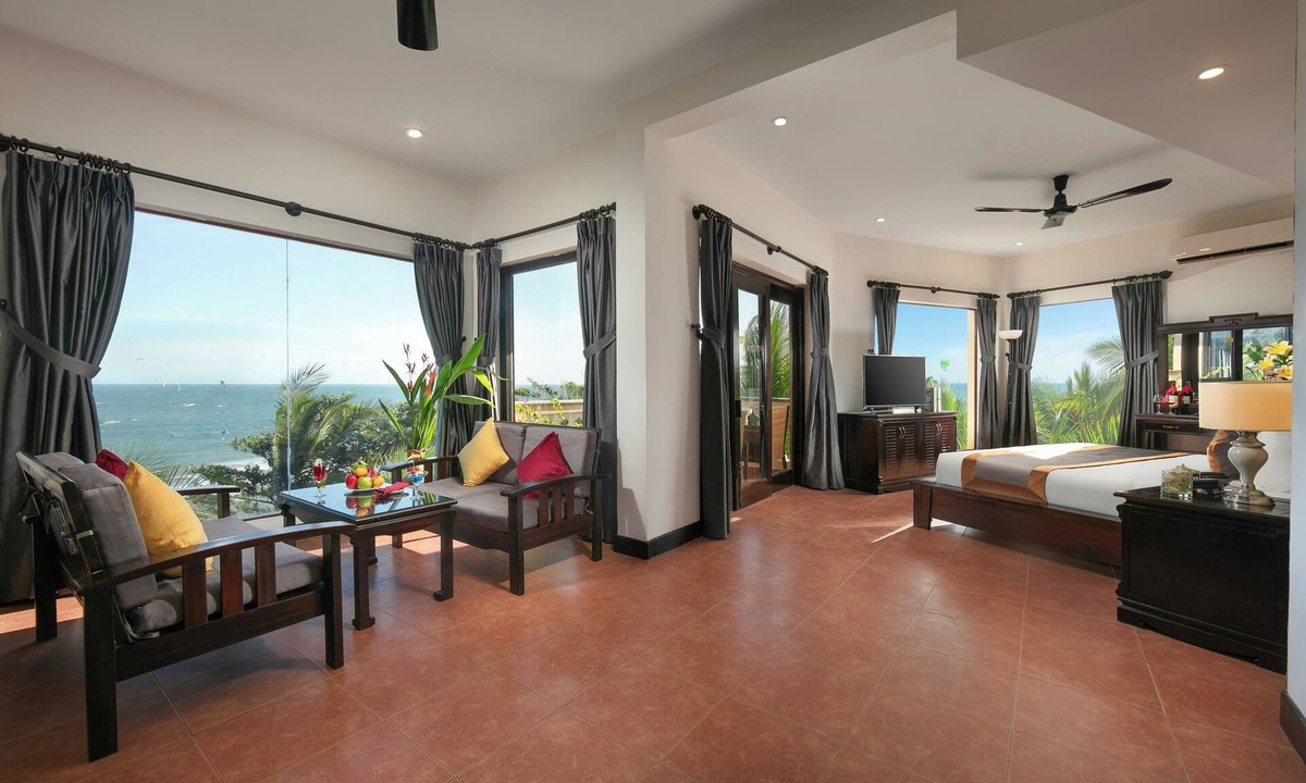 Phu Hai Beach Hotel | Sea Lion Beach Resort & Spa Mui Ne
