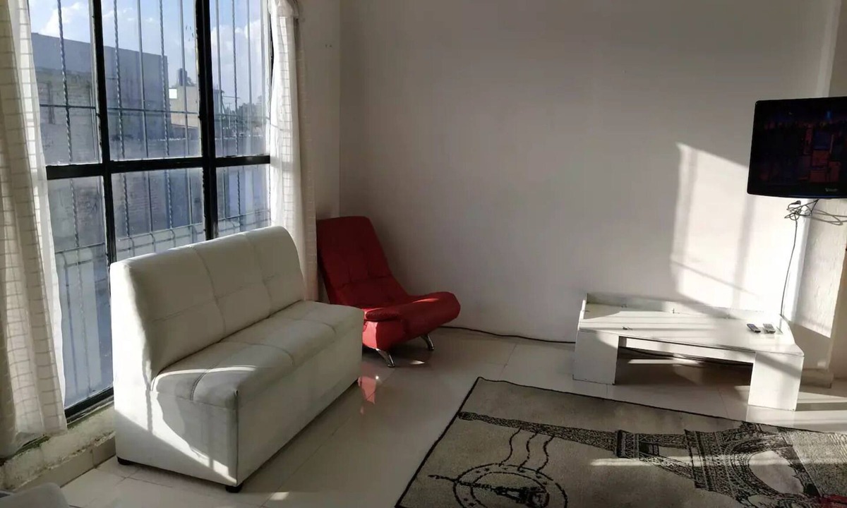 Chalco de Diaz Covarrubias House | Spacious 1st floor loft Metrobus works