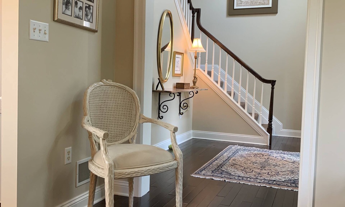 Witmer House | Spacious Contempory close to many attractions