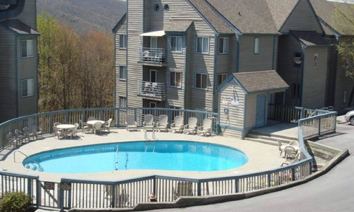 Chalet Village Condo | Spectacular Views of Mt. LeConte and Gatlinburg! Pool and Hot tub are now open!
