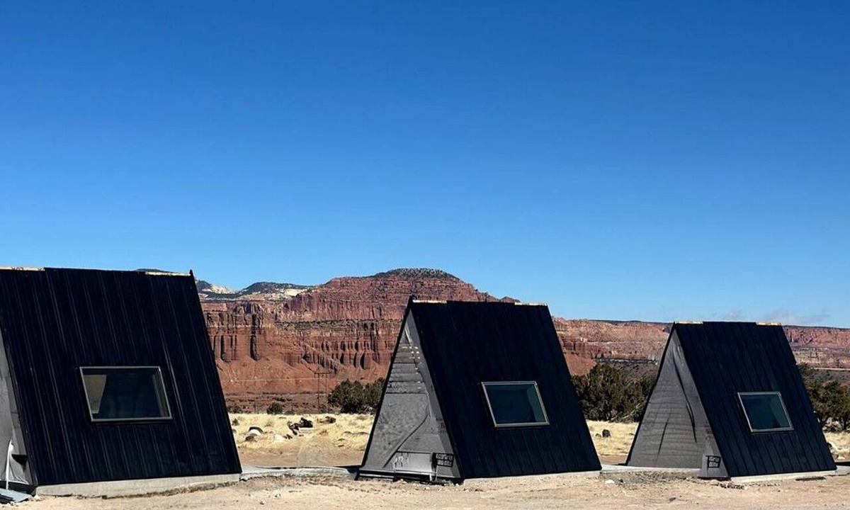 Teasdale Cabin | Stargazing A-Frame Cabin for an Amazing Escape with Your Pet Between Boulder and Thousand Lake Mountains, Utah