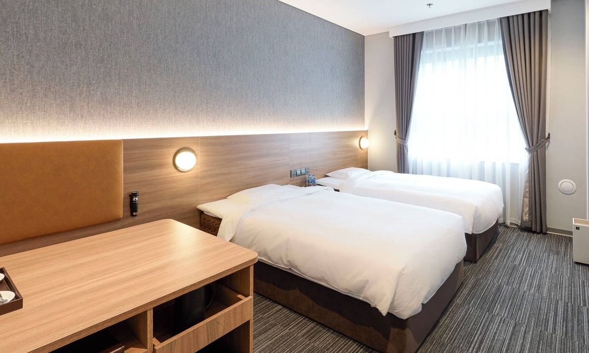 Dich Vong Hau Hotel | SUPER HOTEL HANOI