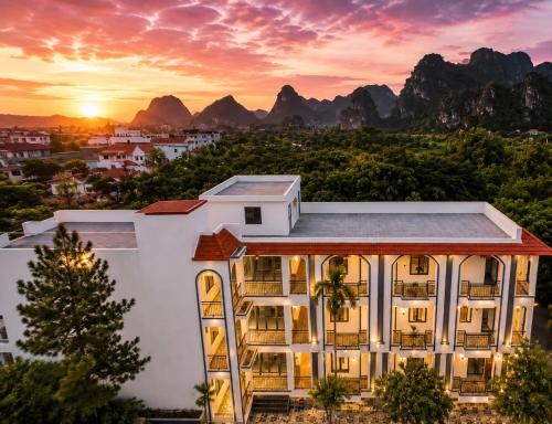 Hoa Lu Hotel | TamCoc Golden Mountain Homestay