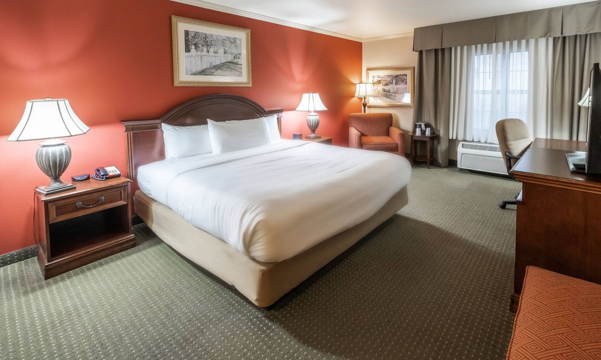 Oxford Hotel | The Elms Hotel