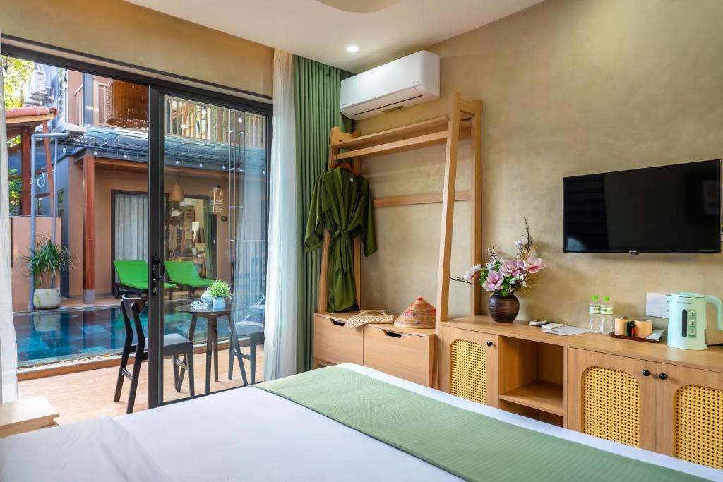 Cam An Hotel | The Linh Seaside Villa Hoi An