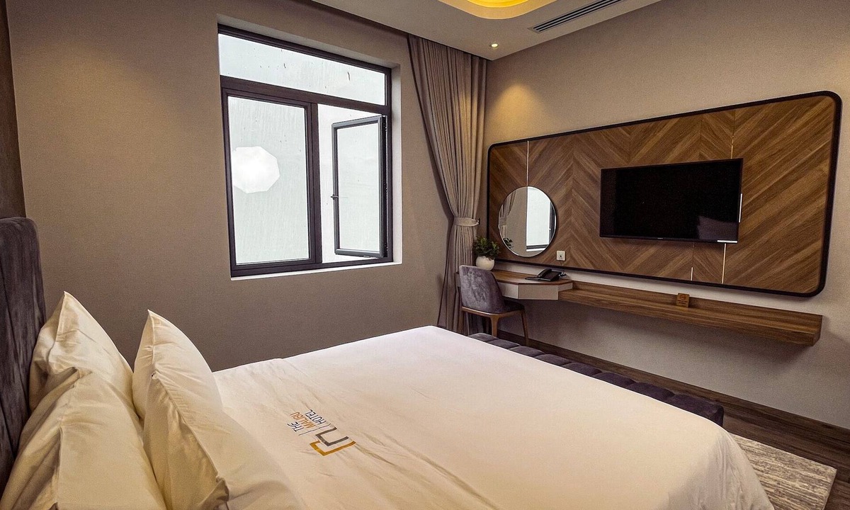 Binh Tan Hotel | The Malibu Saigon
