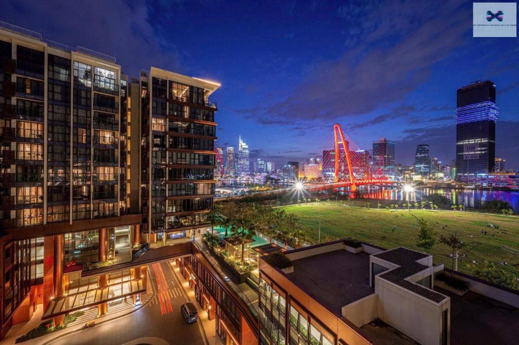 Thu Thiem Apartment | The Metropole Exclusive Skyline Haven