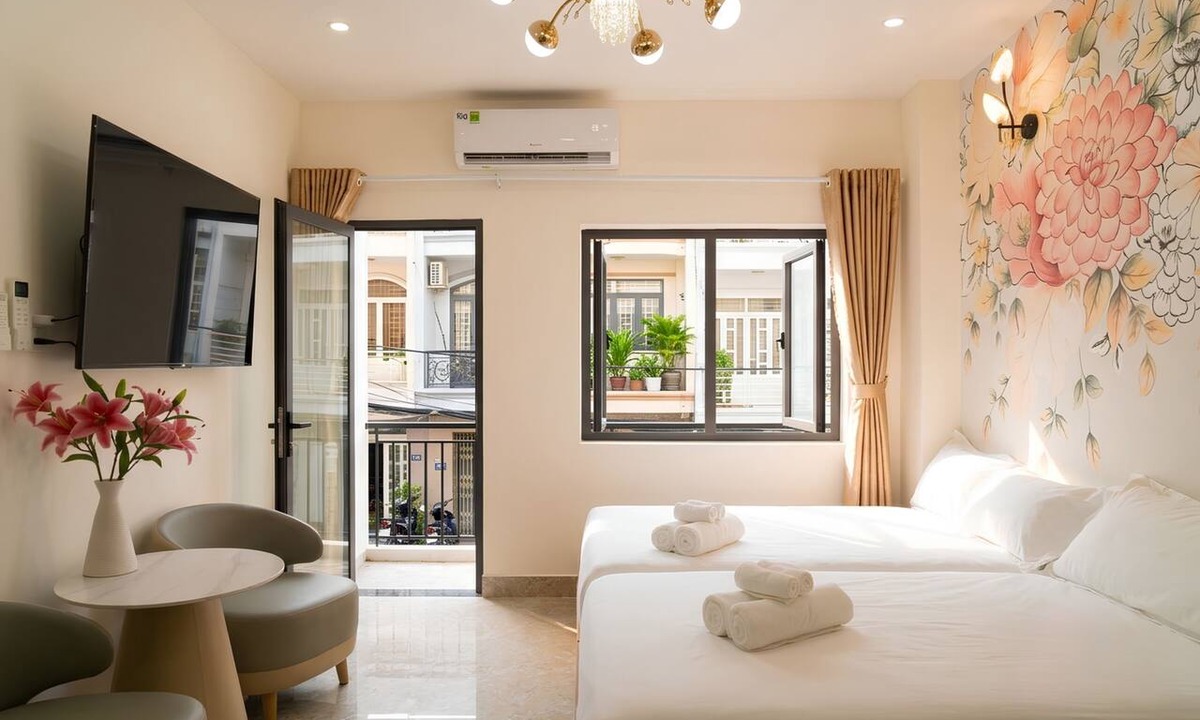 Nguyen Thai Binh Hotel | The Pivot Suite Ben Thanh - District 1