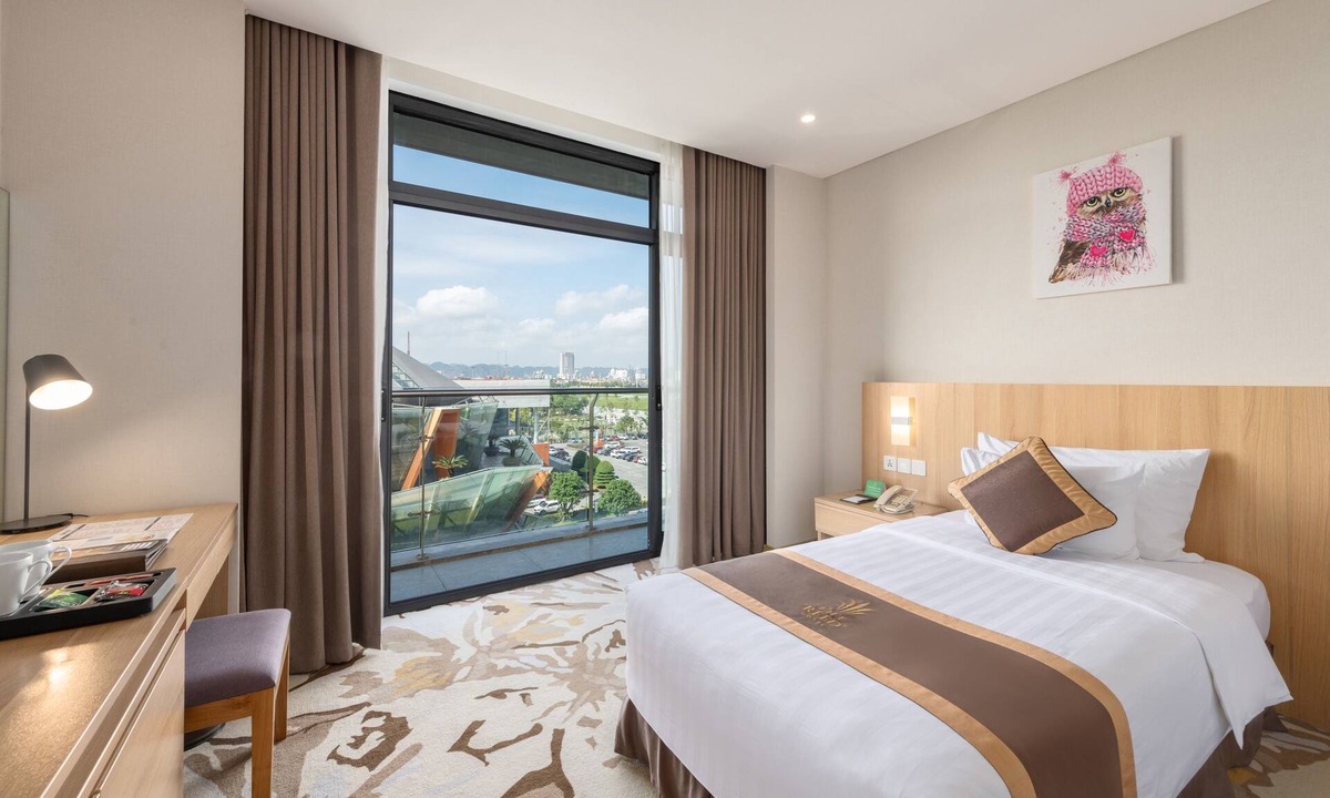 Đong Thanh Hotel | The Reed Hotel