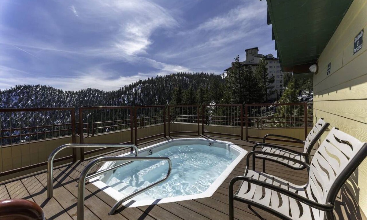 Tahoe Village Hotel | Three Scenic Mountain Villa:Pools & Perfect for the Whole Family
