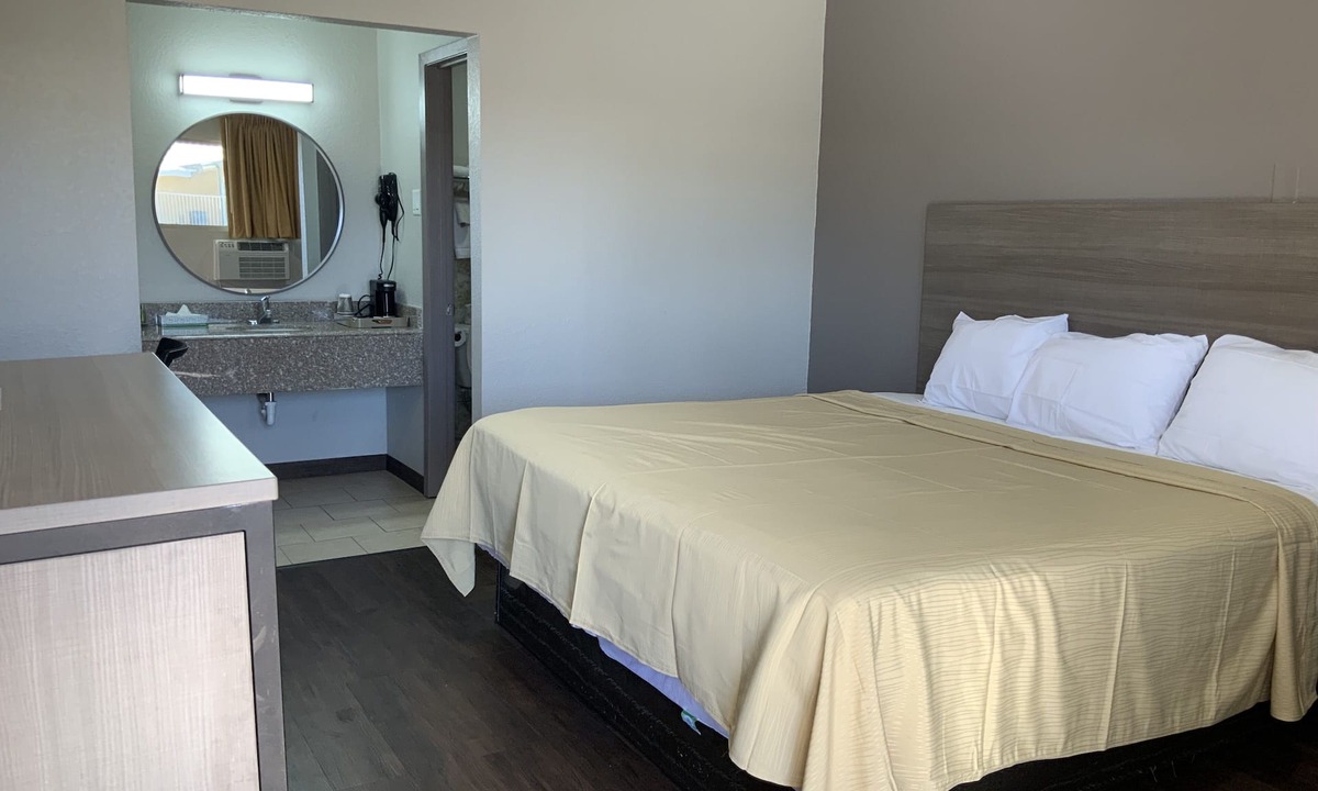 Alpine Hotel | Value Lodge