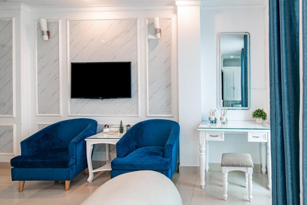 Binh Chanh Hotel | Venice Hotel