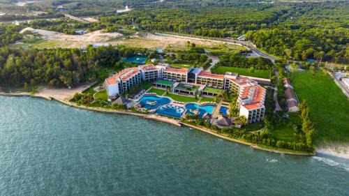 Xuyen Moc Resort | Vietsovpetro Ho Tram Beach Resort & Spa