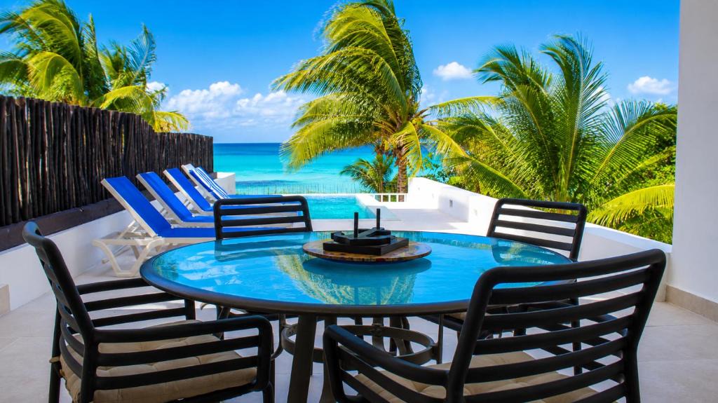 San Benito House | Villa Cos beachfront house