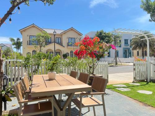 Phan Thiet Villa | Vy Villa - NovaWorld Phan Thiet