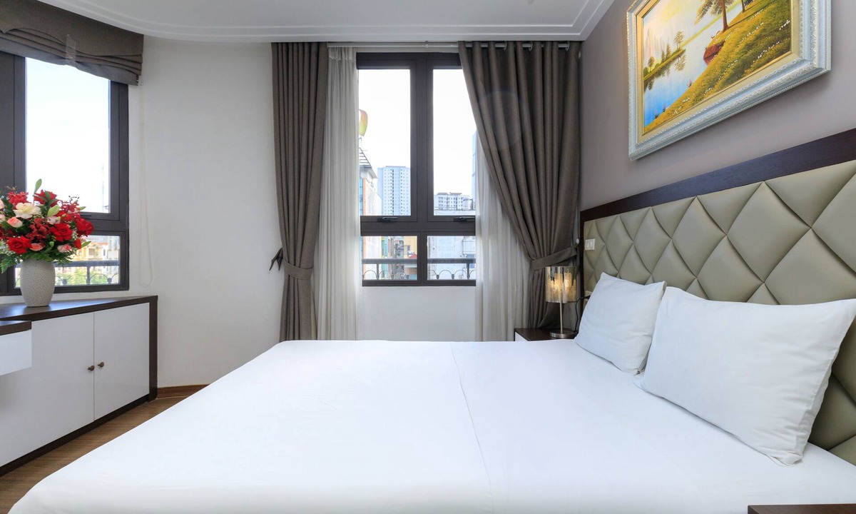 Cau Giay Hotel | Yolowa Hotel