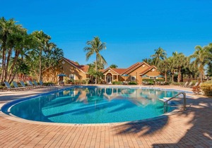 Apartment ∙ 2 bedrooms ∙ 4 guests in Delray Beach
