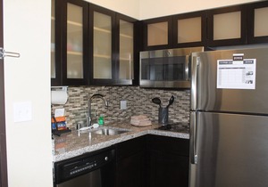 Free Breakfast Included! Pool & Hot Tub Access | King Studio in Carlsbad