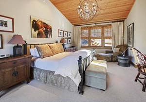 Granite Ridge Cabin,Teton Village,1mile from Grand Teton Park,walk to ski slopes in Jackson