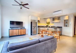 Modern 1BD 2BA w/2 Balconies | POOLS & GYM OPEN