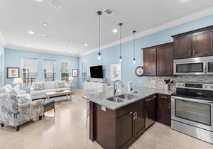 Waterfront ~ Golf Cart ~ Community Pool ~ Patio in Miramar Beach