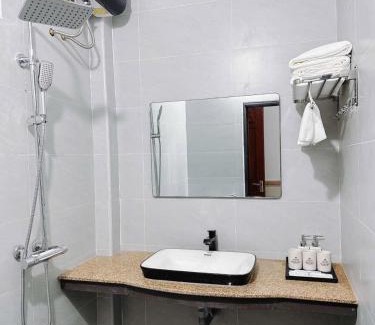 Con Cuong Hotel | Bảo Yến HOTEL