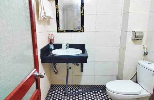 Nghi Xuan Hotel | GRAD Hoa Do Hotel