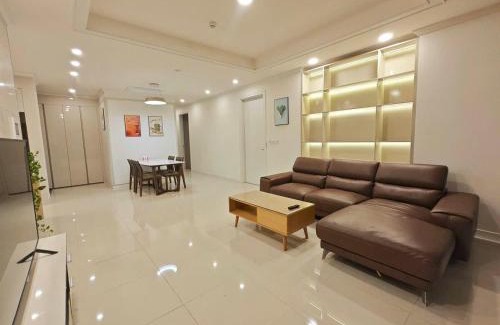 Bac Tu Liem Apartment | Starlake Daewoo By Managed Anstay