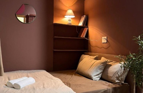 Hang Xanh Apartment | Àla Homestay Hàng Xanh near Landmark 81
