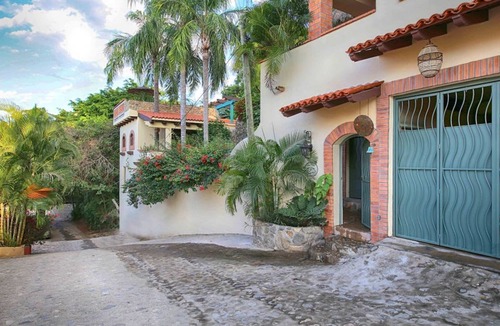 Sayulita Villa | 1/BD Private Villa, Lovely Pool, Tranquil location, 5 min walk to town/beach
