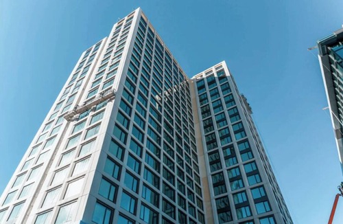Old Fourth Ward Hotel | 1BR Low Floor w/Kitchen, Heated Rooftop Pool & Gym | Near Glen Iris Park