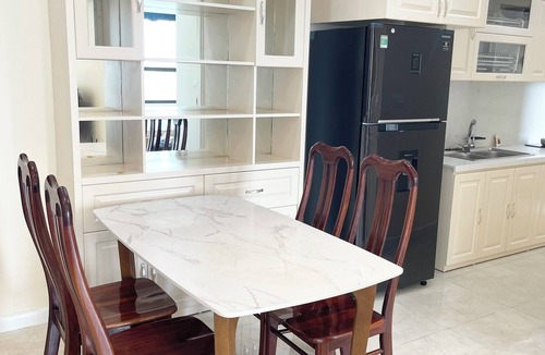 Trung Hoa Nhan Chinh Apartment | 2-Bedroom Residence at Vinhomes D’Capitale | Modern & Clean