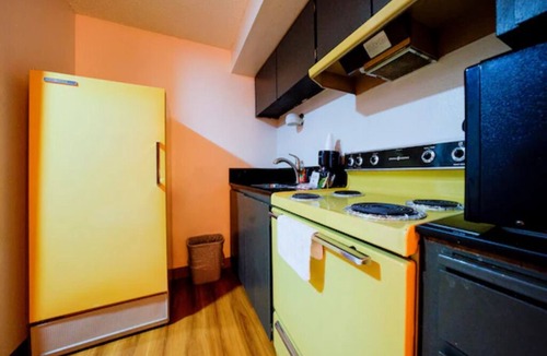 Hermiston Hotel | 2 Hermiston Rooms for Families Traveling Together - Near Downtown Central Spot